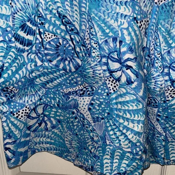 Lilly Pulitzer linen shorts with front and back pockets